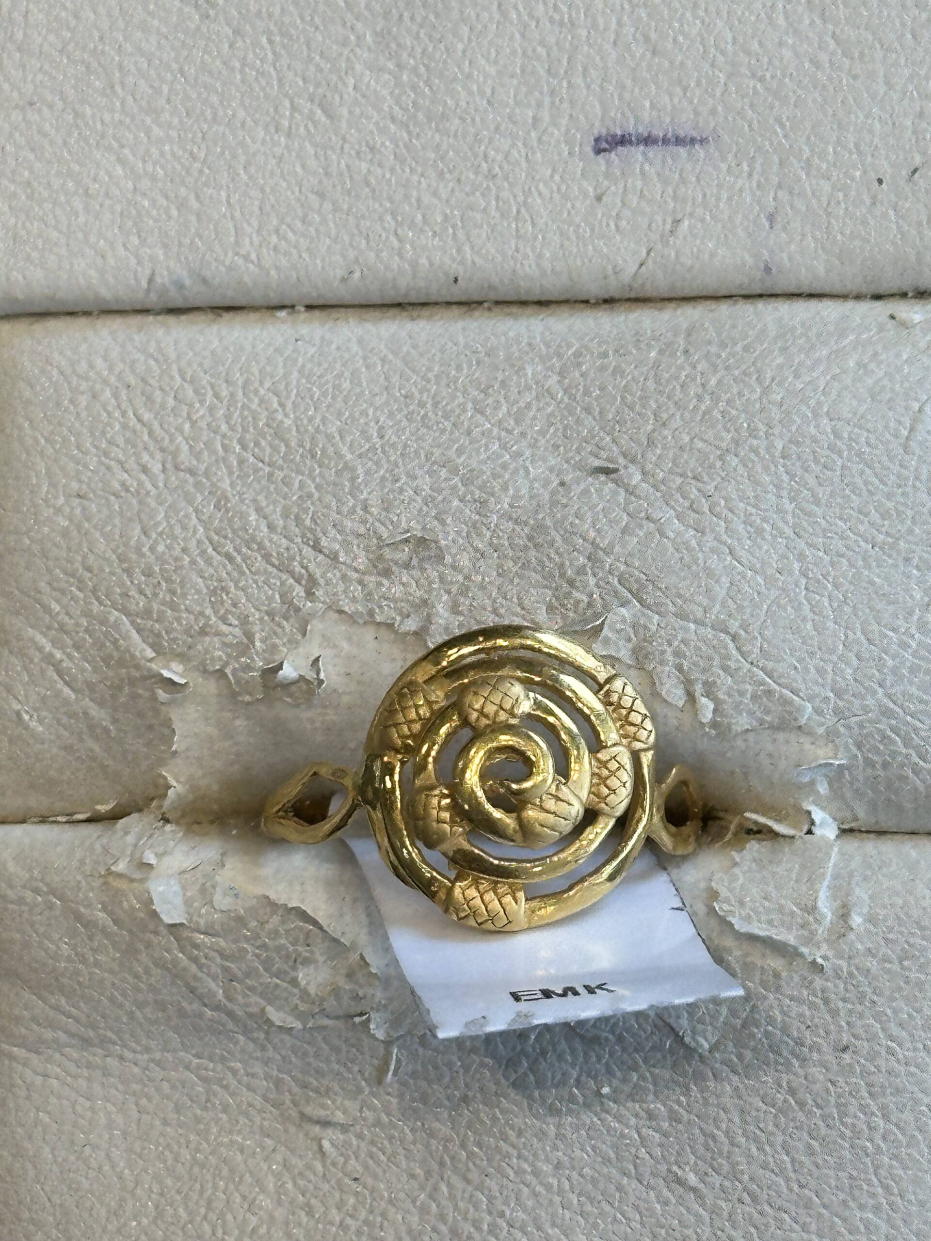 Gold Bracelet with Heart Shape (Copy) 6 (Copy)