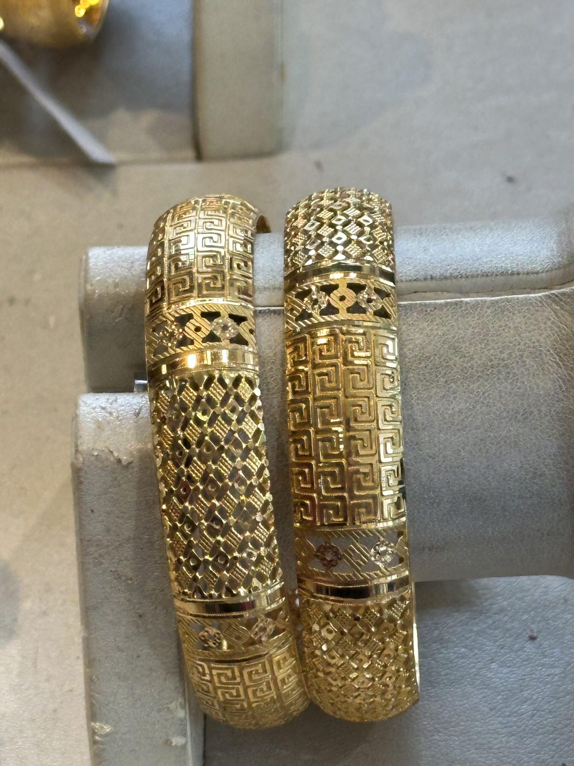 Gold Bracelet with Heart Shape (Copy) 8