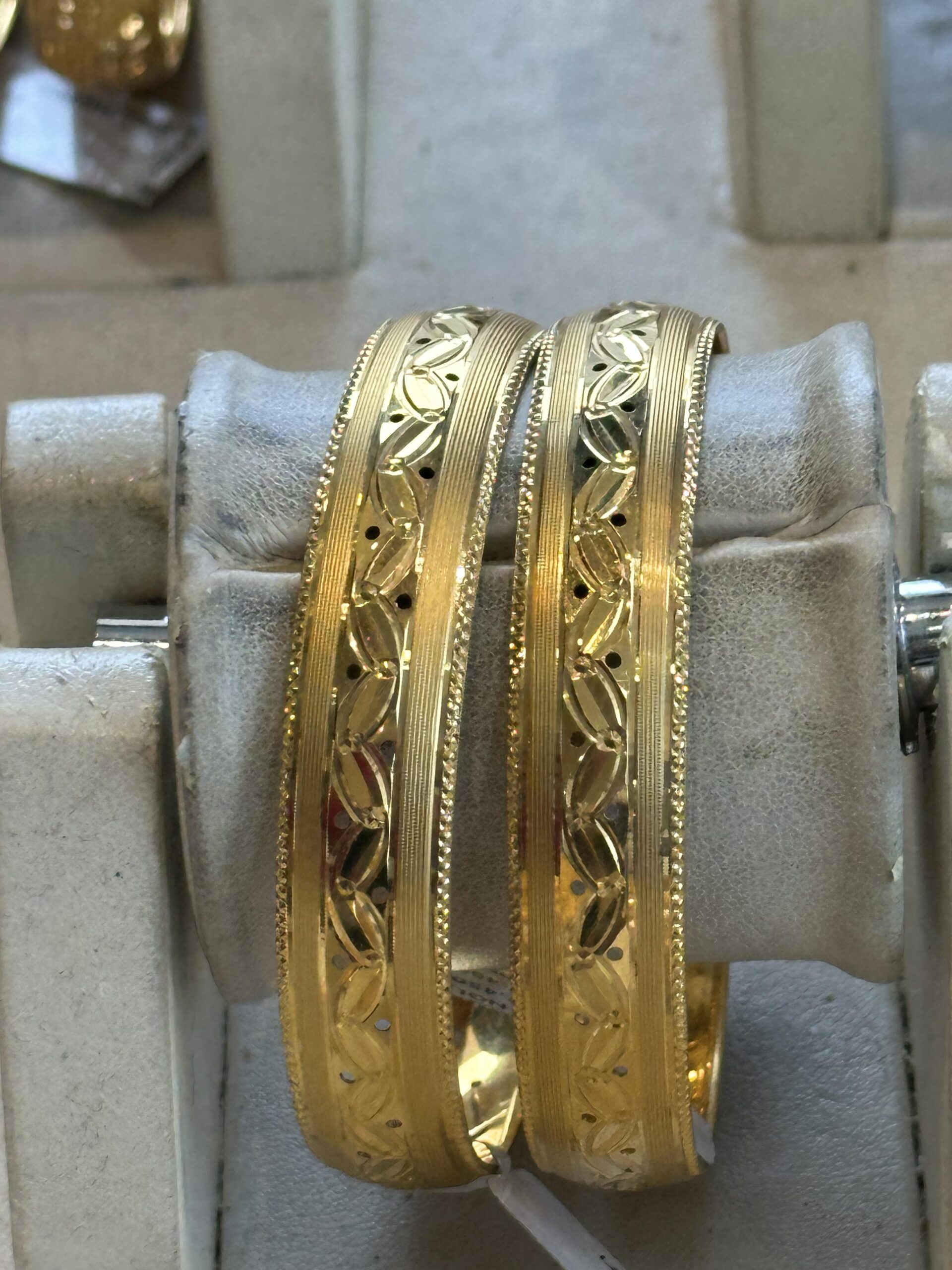 Gold Bracelet with Heart Shape (Copy) 7